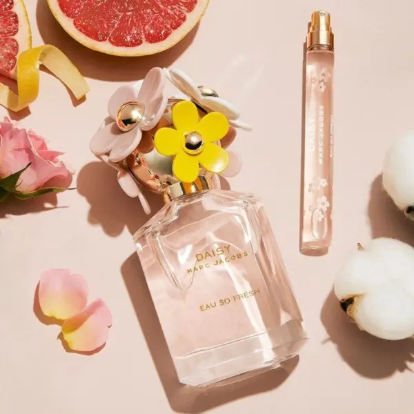 Marc Jacobs Daisy Wild
