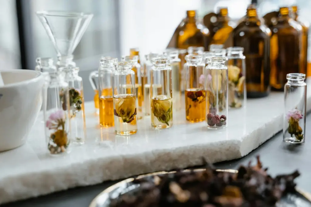 Perfume Ingredient Criteria and Clean Beauty