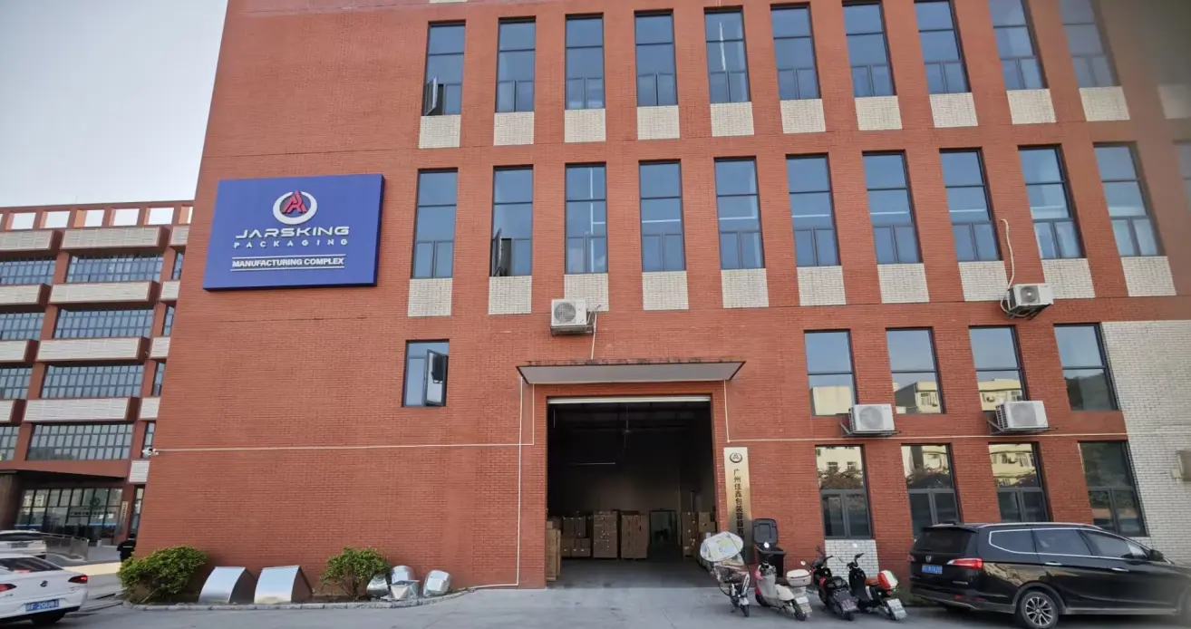 Jarsking perfume bottle factory combines precision engineering and artistic craftsmanship, delivering premium fragrance packaging trusted by global beauty brands