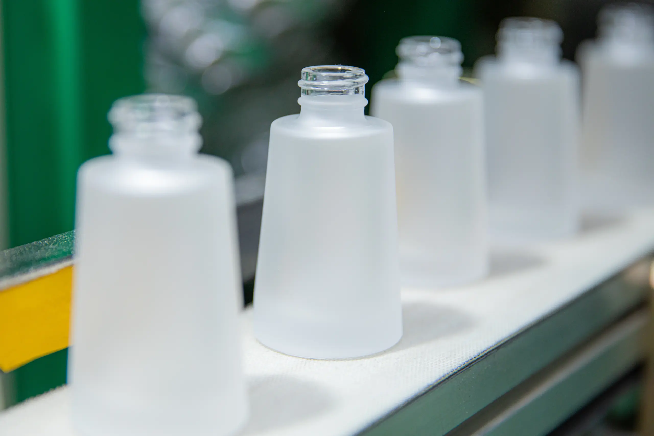 perfume packaging Strict Quality Control